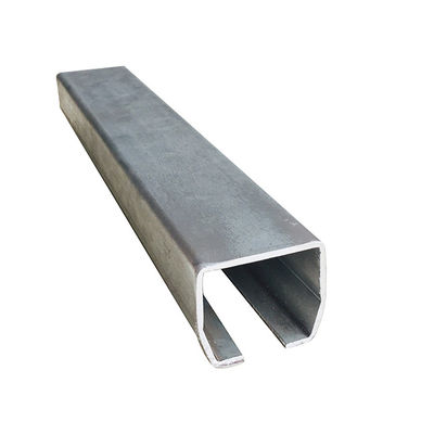 3M los 5.8m los 6m galvanizó el carril voladizo de desplazamiento de acero de la pista del hardware de la puerta