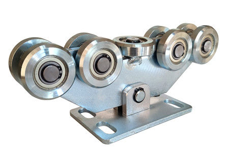 La rueda voladiza 80x80 del equipo 9 de la puerta de diapositiva del hierro de la alambrada resistente de la plata perfiló la pista 68m m