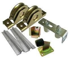 Balanceo trapezoidal de la puerta de la polea del soporte que lleva la polea y los accesorios de la puerta del hierro