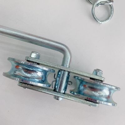 Sistema blanco de los rodillos del cablecarril del plátano del cinc con el rodamiento de bolitas resistente de cadena D64mm