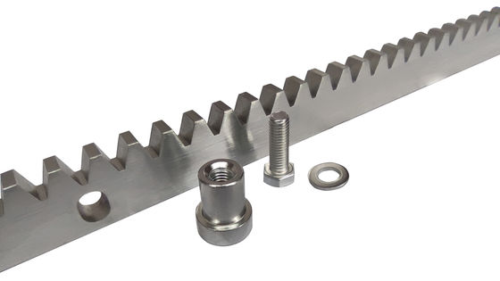 Plástico negro dentado automático eléctrico del estante de engranaje de la puerta de la poliamida de nylon M4