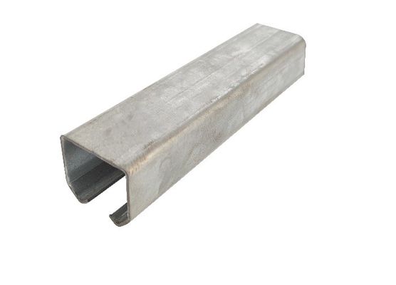 6 metros del garaje de la ejecución de armario de puerta de la pista de placa de acero de Kit Rails Door Profile Galvanized